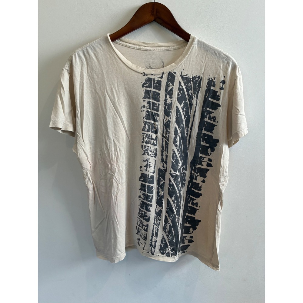 American Rag Mens Tire Tread Graphic T-Shirt Cream Black Large Streetwear Tee